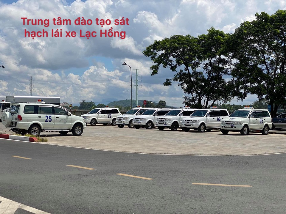 Sân thực hành lái xe chuẩn giúp học viên luyện tập tốt nhất