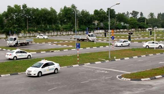 Đơn vị đào tạo lái xe Lâm Đồng chất lượng